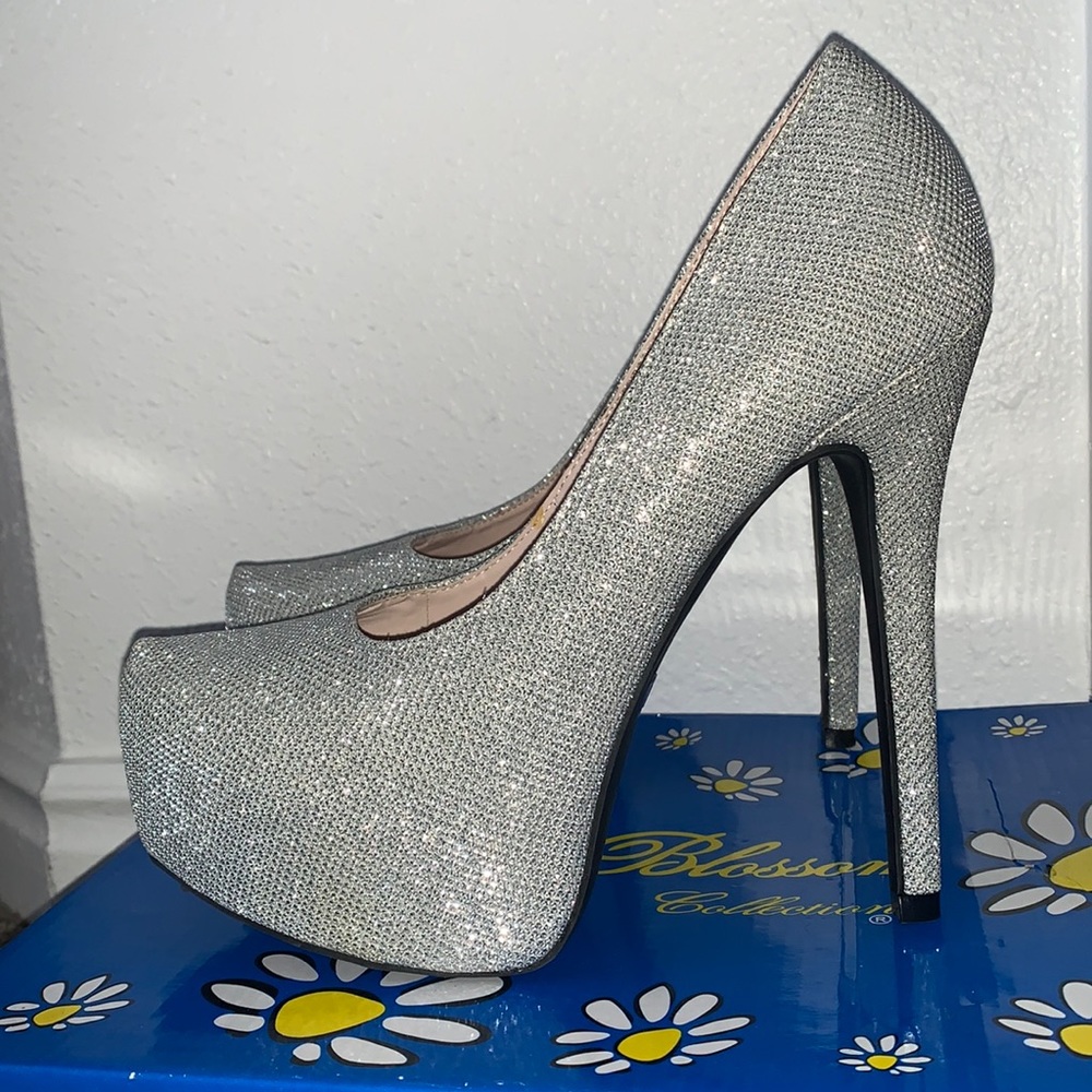 Silver Stilettos size 7